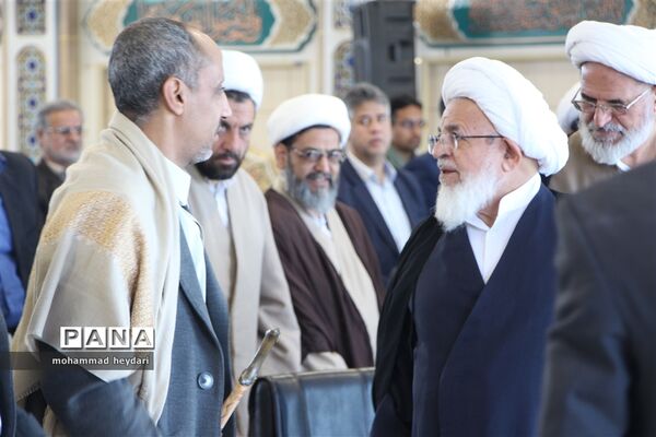 گرامیداشت بازگشت تاریخی امام خمینی(ره) به ایران در یزد