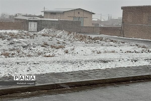 بارش برف در خلیل آباد