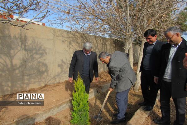 آیین افتتاحیه دبستان فاطمه قلی زاده و مادر مهربان