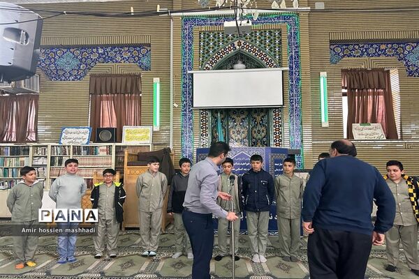 نماز جمعه رودهن با حضور مدیرکل آموزش و پرورش شهرستان‌های استان تهران