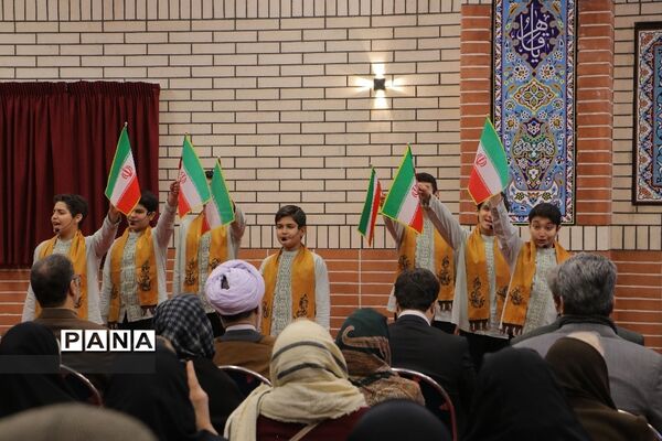 آیین بهره برداری همزمان ۹۵۰ فضای آموزشی و پرورشی در منطقه ۱۸ تهران