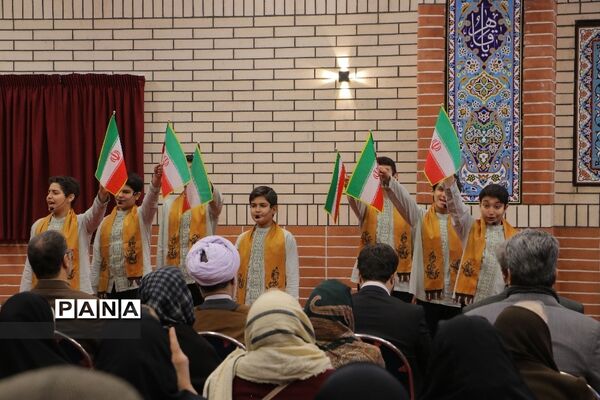 آیین بهره برداری همزمان ۹۵۰ فضای آموزشی و پرورشی در منطقه ۱۸ تهران