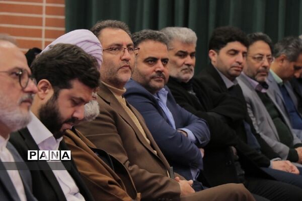 آیین بهره برداری همزمان ۹۵۰ فضای آموزشی و پرورشی در منطقه ۱۸ تهران