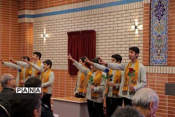 آیین بهره برداری همزمان ۹۵۰ فضای آموزشی و پرورشی در منطقه ۱۸ تهران