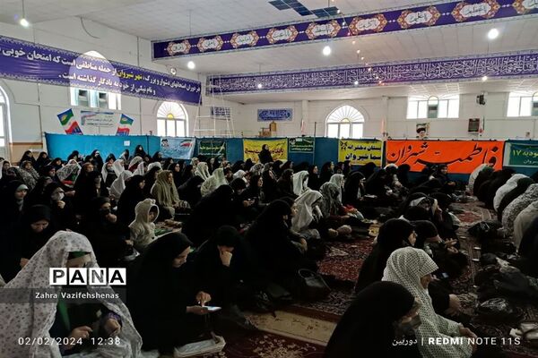 شرکت باشکوه پایگاه های بسیج خواهران حوزه ام ائمه (س) در نماز جمعه ۱۳ بهمن شهرستان شیروان