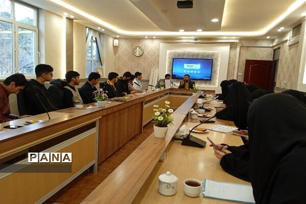 نشست همفکری اعضای قرارگاه میدان ۱۴ صفر ۲ نیشابور