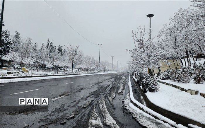 بارش برف و باران در جاده‌های 8 استان