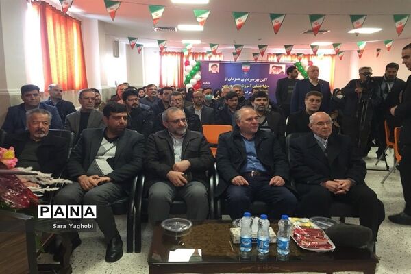 آیین افتتاح دبیرستان دخترانه مادر همزمان با دهه فجر