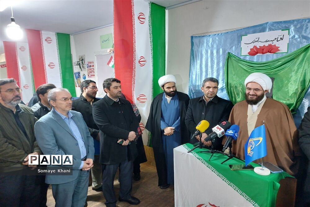 انقلاب اسلامی همچنان در مسیر فتح قله‌هاست