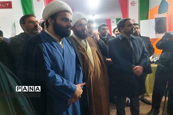 انقلاب اسلامی همچنان در مسیر فتح قله‌هاست