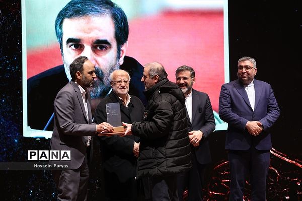 دومین دوره جایزه قلم مقدس، نماد روزنامه‌نگاری انقلاب اسلامی