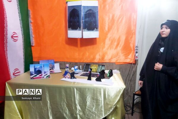افتتاح دوازدهمین نمایشگاه مدرسه انقلاب