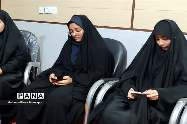 دیدار اعضای شورا، بسیج دانش‌آموزی و خبرنگاران پانا با امام جمعه صفادشت