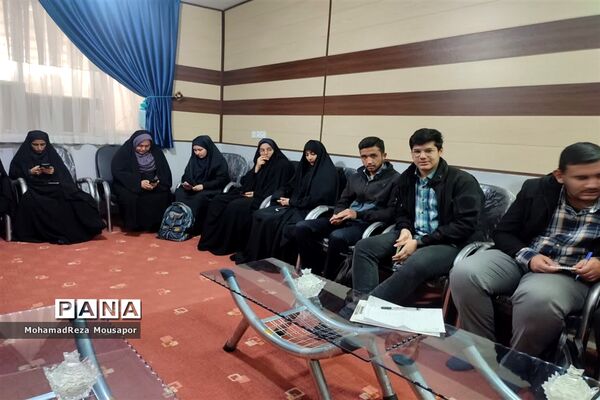 دیدار اعضای شورا، بسیج دانش‌آموزی و خبرنگاران پانا با امام جمعه صفادشت