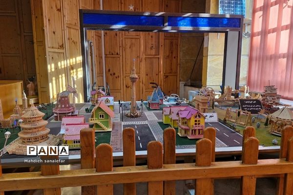 بازدید دانش‌آموزان ناحیه دو شهرری از آسمان‌نما و موزه حرم حضرت عبدالعظیم (ع)