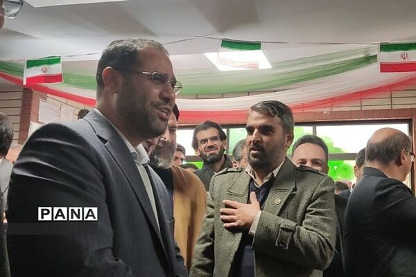 حضور وزیر آموزش و پرورش و مسئولین استانی در افتتاحیه مدارس نوساز شهریار