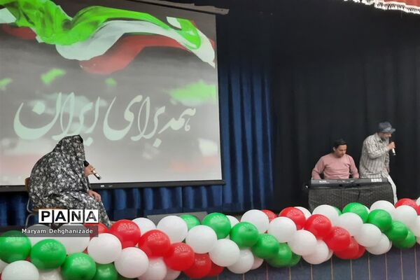 برگزاری جنگ شاد انقلاب در دهه فجر در مهریز
