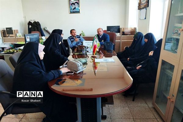 نشست دبیران قرارگاه چهارده صفر ۲ در آموزش و پرورش شهرستان قوچان