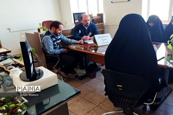 نشست دبیران قرارگاه چهارده صفر ۲ در آموزش و پرورش شهرستان قوچان