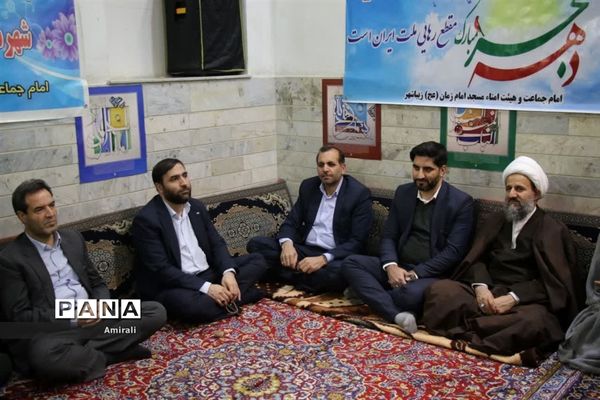 برگزاری میزخدمت به‌مناسبت دهه فجر در قرچک