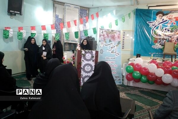 برگزاری مانور یاوران انقلاب در دبیرستان حجاب ناحیه یک شهرری