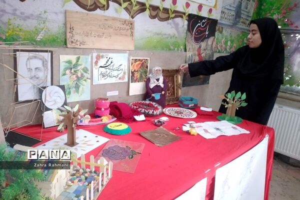 برگزاری مانور یاوران انقلاب در دبیرستان حجاب ناحیه یک شهرری