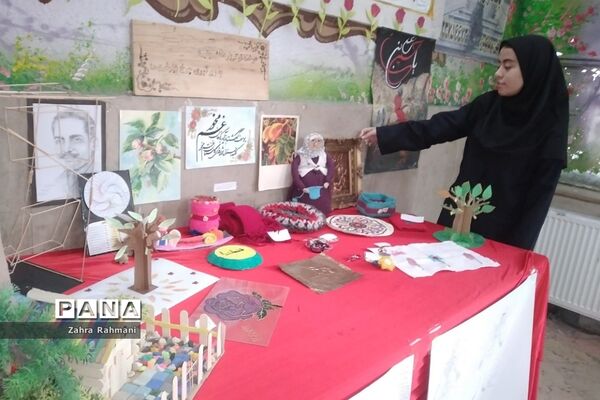 برگزاری مانور یاوران انقلاب در دبیرستان حجاب ناحیه یک شهرری