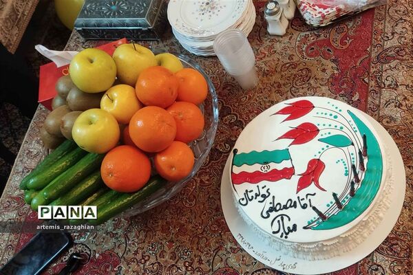 جشن تولد شهید مصطفی اقبالی در ویژه برنامه «جشن انقلاب»