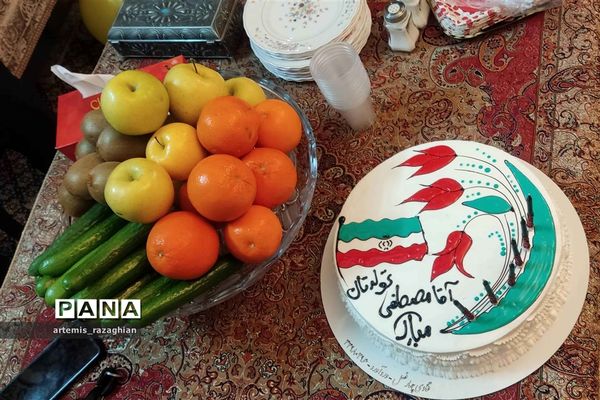 جشن تولد شهید مصطفی اقبالی در ویژه برنامه «جشن انقلاب»