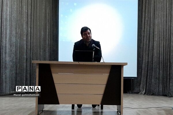 دومین جشن تکلیف سیاسی برای رای اولی ها در ورامین
