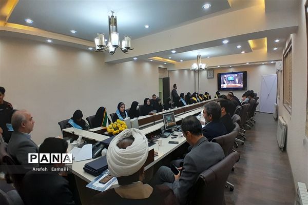 جلسه توجیهی قرارگاه‌های دانش‌آموزی خواف