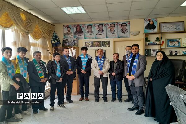 همفکری و نشست صمیمانه در میدان 14 صفر 2 تربت حیدریه