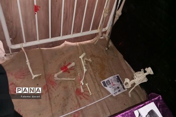 حضور دبیرکل اتحادیه انجمن های اسلامی دانش آموزان کشور در نمایشگاه مدرسه انقلاب