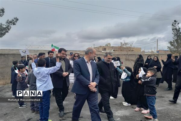 تبسمی دوباره بر چهره دانش‌آموزان مناطق محروم