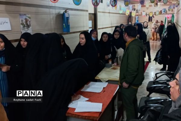 چهل‌و‌دومین مسابقات قرآن، نماز، عترت ویژه دانش‌آموزان دختر متوسطه‌ اول در شهرستان شهریار