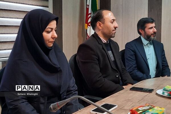 کارگاه نویسندگی برای دانش‌آموزان، در دماوند