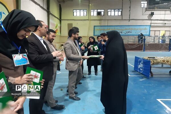 مسابقات لیوان چینی و روبیک دانش‌آموزان مدارس ناحیه یک یزد
