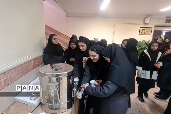 برگزاری یادواره شهدا در دبیرستان دخترانه فرهنگ ۱۳