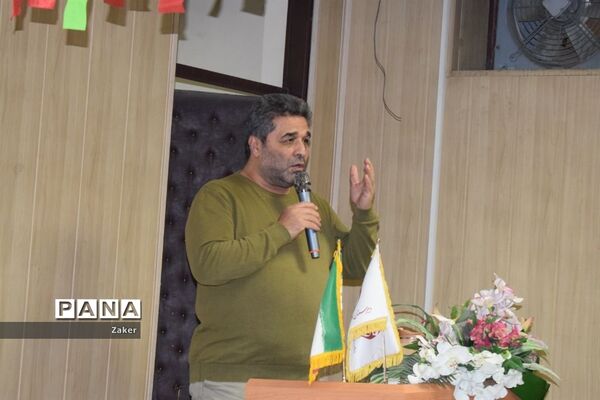 برگزاری یادواره شهدا در دبیرستان دخترانه فرهنگ ۱۳