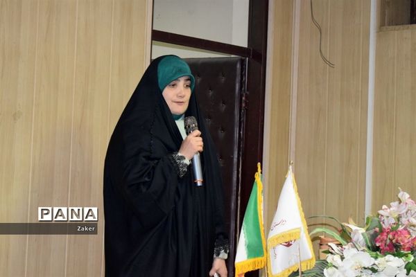 برگزاری یادواره شهدا در دبیرستان دخترانه فرهنگ ۱۳