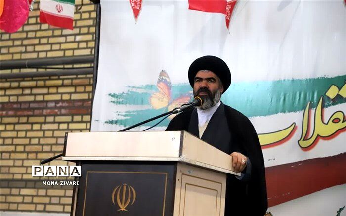 بانوان؛ پیشتاز در تمام عرصه‌ها و حریف دشمنان و خیالات واهی آنان هستند