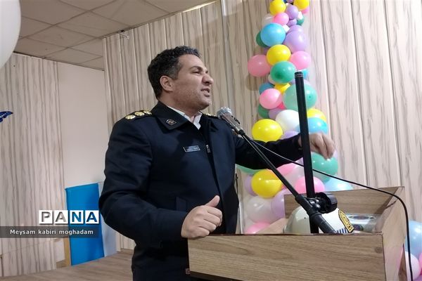 برگزاری طرح همیار پلیس ویژه دانش‌آموزان پایه هفتم در مشهد