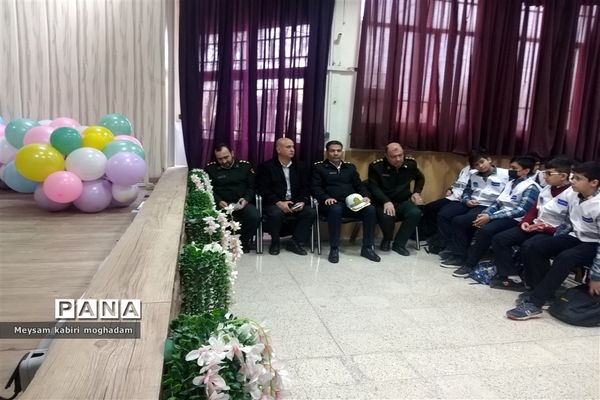 برگزاری طرح همیار پلیس ویژه دانش‌آموزان پایه هفتم در مشهد