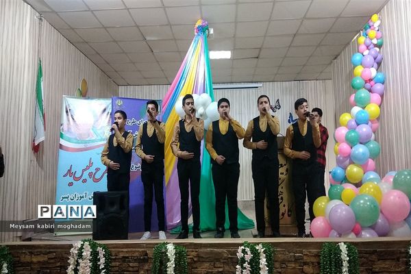 برگزاری طرح همیار پلیس ویژه دانش‌آموزان پایه هفتم در مشهد