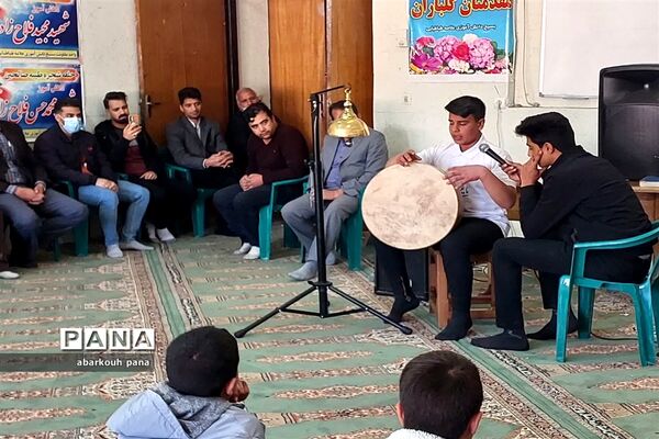 جشن انقلاب در مدارس ابرکوه