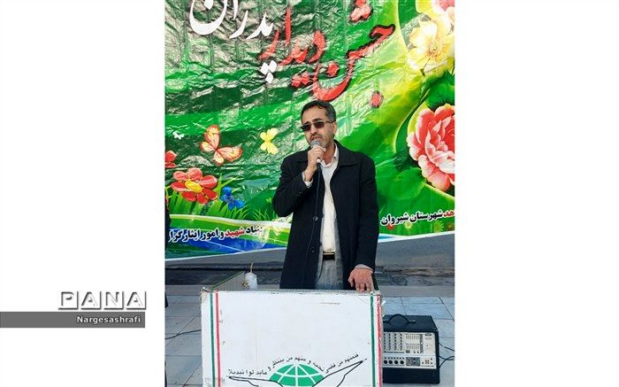 راهپیمایی ۲۲ بهمن تجلی اراده ملت و وحدت کلمه است