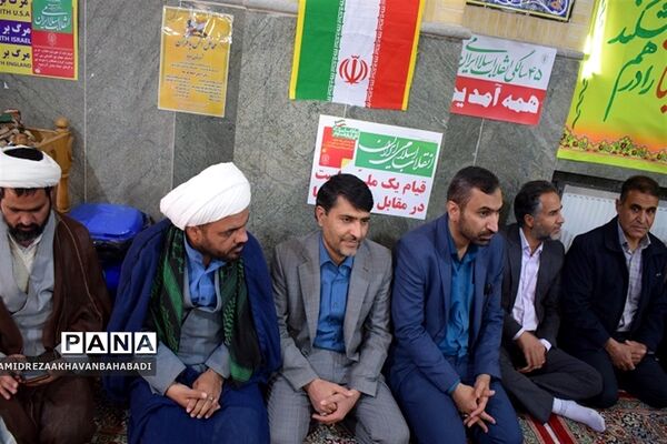 طنین سرود سلام فرمانده در بهاباد