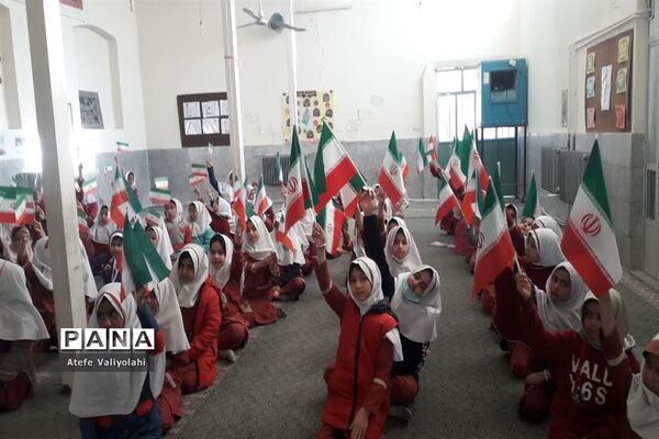 جشن پیروزی انقلاب در مدارس شهرستان مهریز