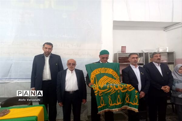 حضور خادمین حرم مقدس رضوی در دبستان نرجس شهرستان مهریز