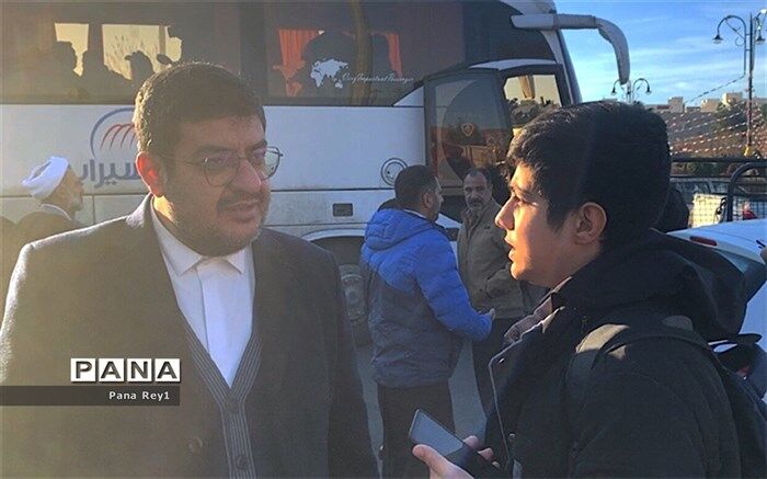 یکی از راه‌های زنده نگه‌داشتن راه شهدا برگزاری اردوهای راهیان نور برای دانش‌آموزان است